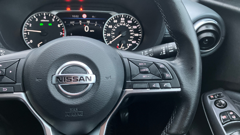 Nissan Juke 1.0 DiG-T 114 N-Connecta 5dr Petrol Hatchback